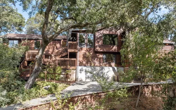 Woodside, CA 94062,444 Hillside DR