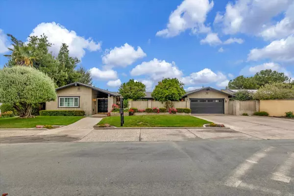 231 Donald DR, Hollister, CA 95023