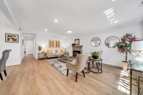 Belmont, CA 94002,404 Hiller ST