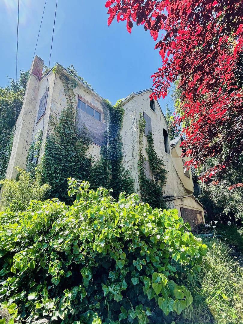 3426 Pierson ST, Oakland, CA 94619