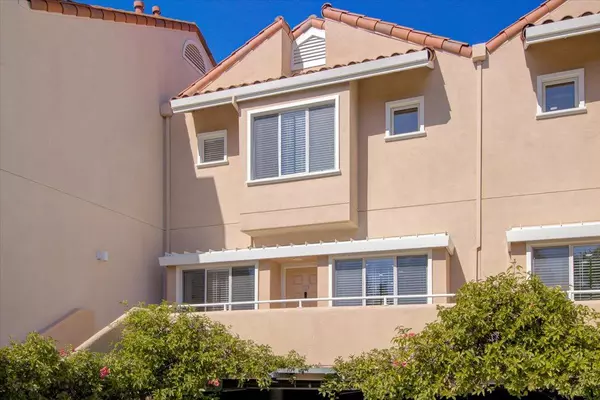 San Mateo, CA 94403,25 Mcaker CT 117