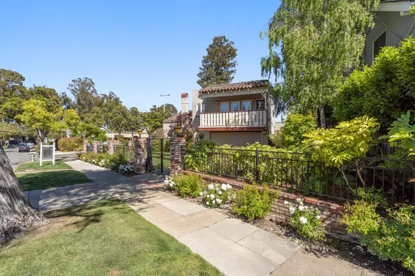 Burlingame, CA 94010,869 Walnut AVE