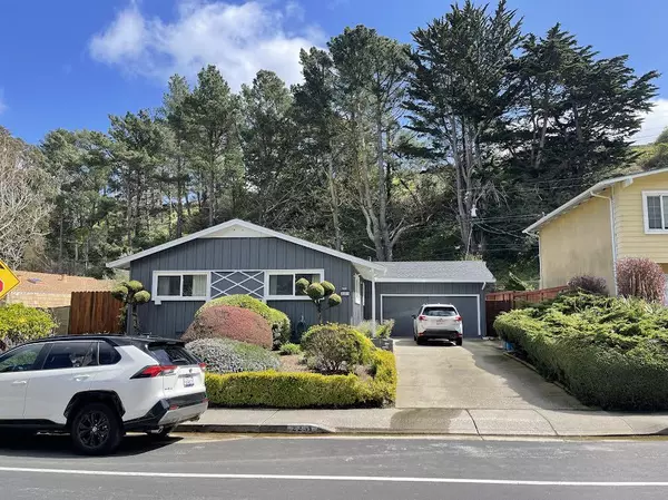 San Bruno, CA 94066,2251 Valleywood DR