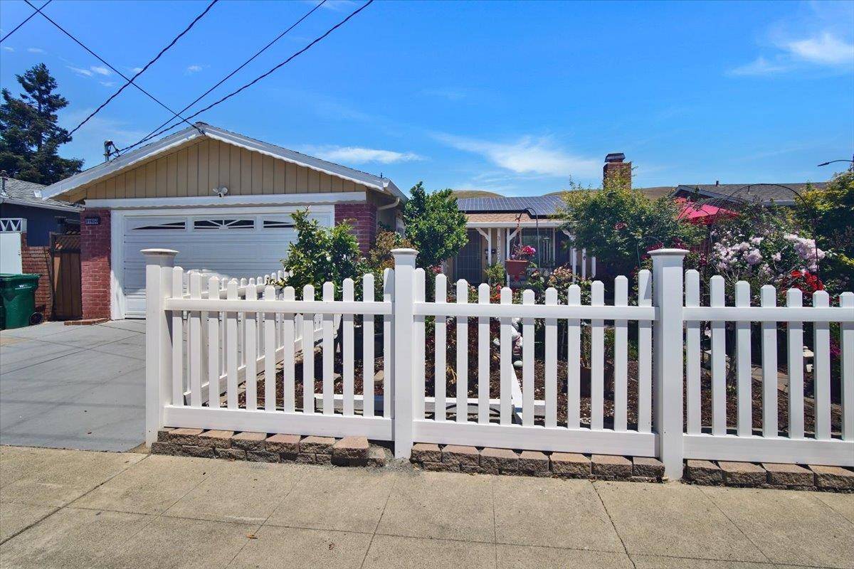 31650 Medinah ST, Hayward, CA 94544