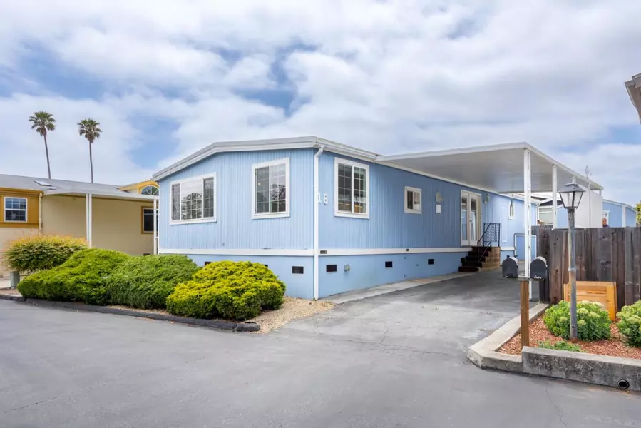 18 Pepperwood WAY 18, Soquel, CA 95073