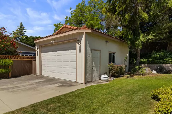 Castro Valley, CA 94546,16995 Mira Vista PL