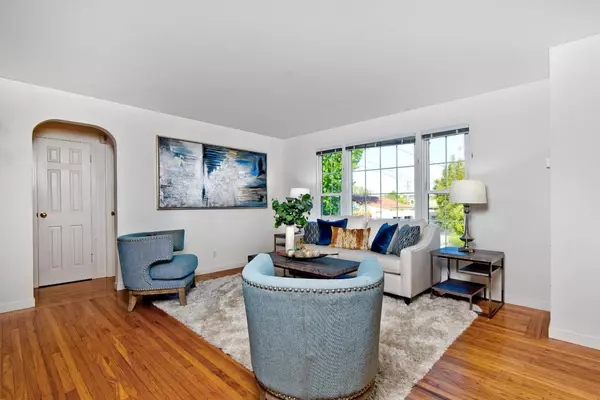 San Carlos, CA 94070,1416 Magnolia AVE