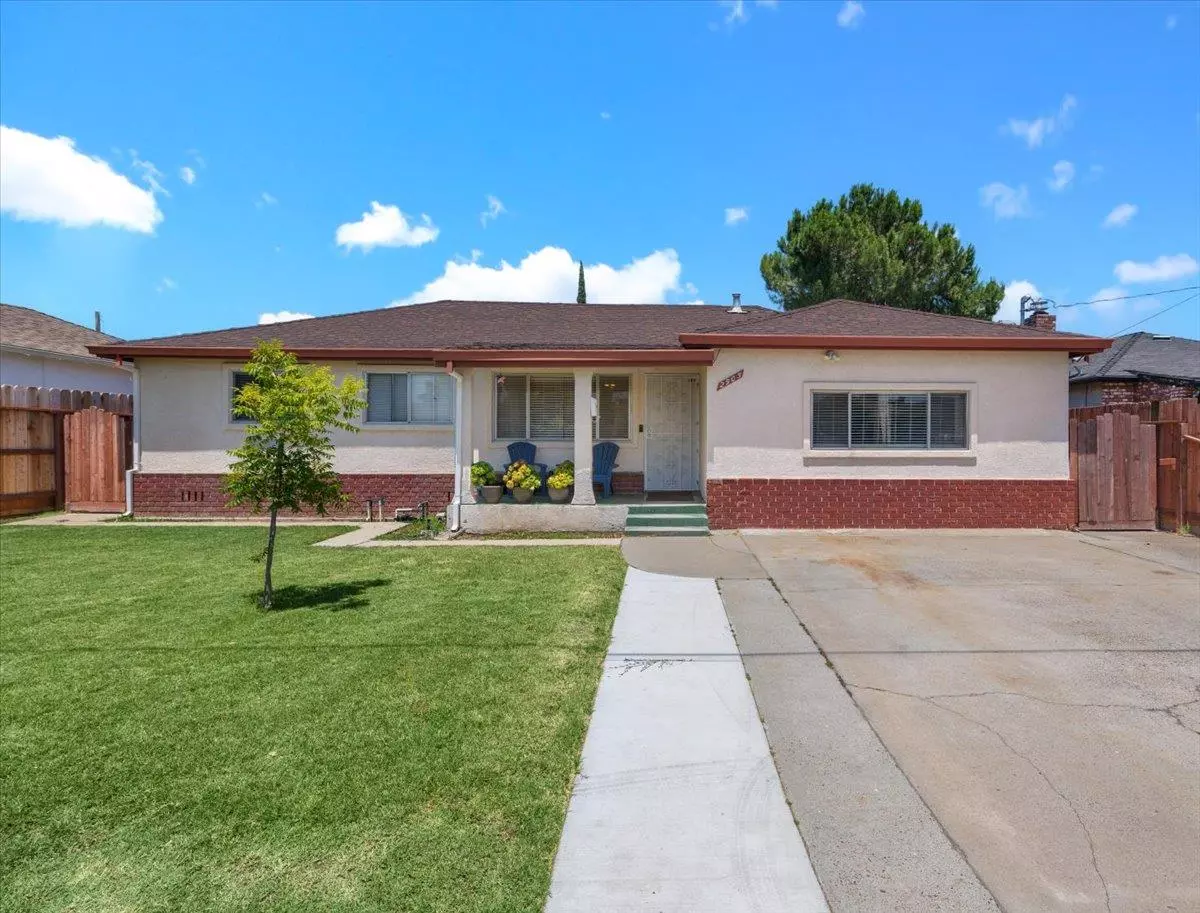 Ceres, CA 95307,2905 Azalea CT