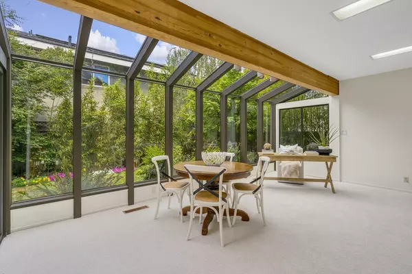 731 Polaris AVE, Foster City, CA 94404