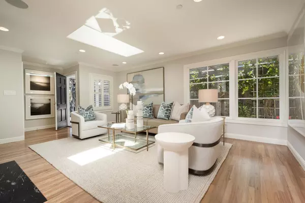 San Mateo, CA 94403,646 Ventura AVE