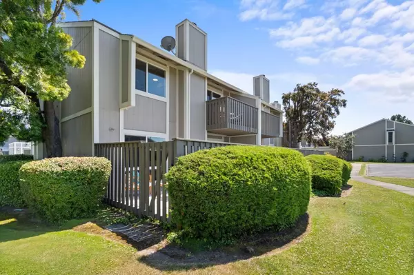 Foster City, CA 94404,757 Neptune LN