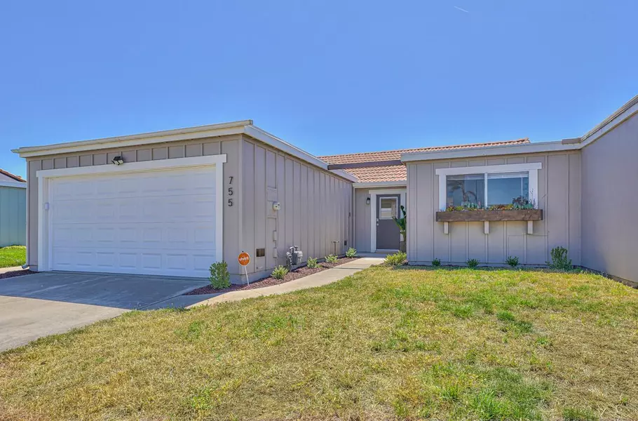 755 Leese DR, Salinas, CA 93907