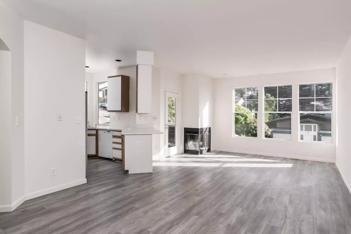 Pacifica, CA 94044,435 Norfolk DR