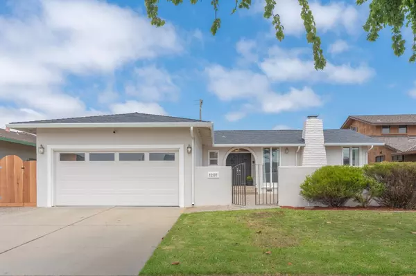 1207 San Angelo DR, Salinas, CA 93901