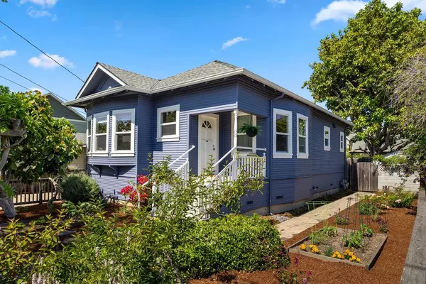 132 Myrtle ST, Santa Cruz, CA 95060