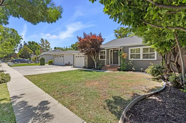 Menlo Park, CA 94025,1059 Ringwood AVE