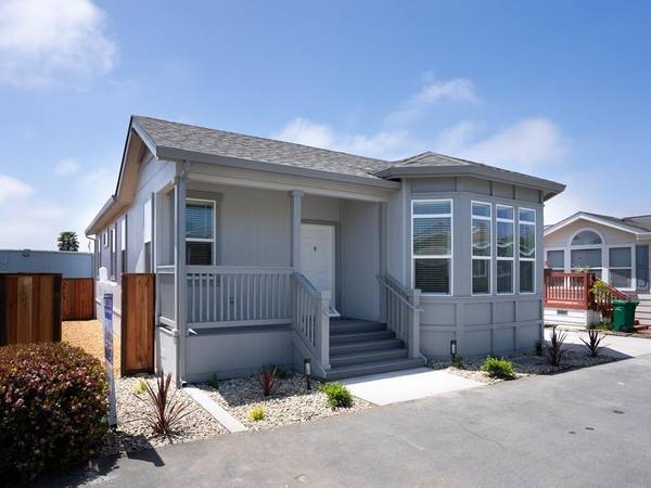 144 Holm RD 68, Watsonville, CA 95076