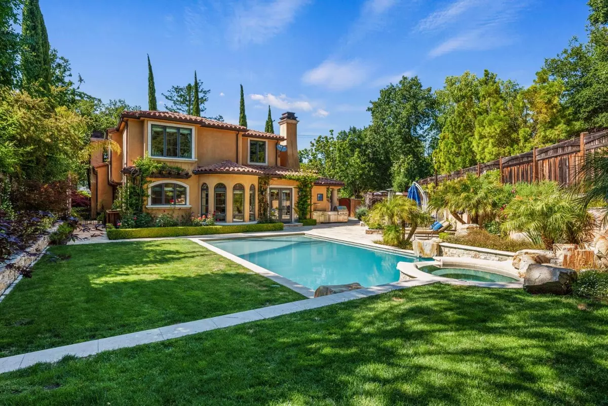 Saratoga, CA 95070,13250 Pierce RD