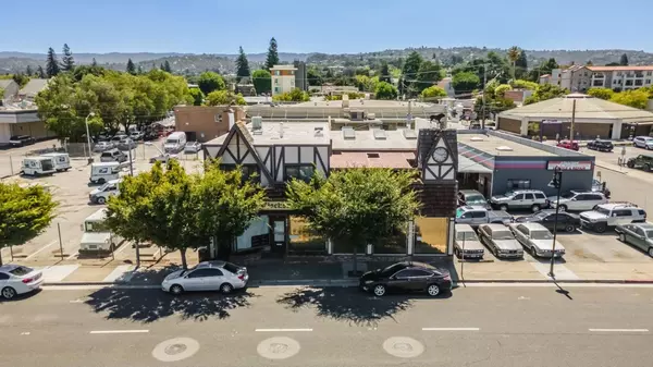 806 El Camino Real, San Carlos, CA 94070