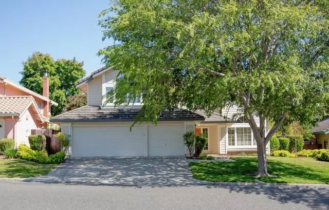 Scotts Valley, CA 95066,106 Bordeaux LN