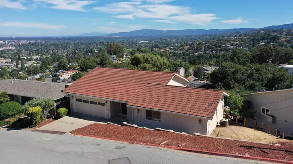 2 Ensenada RD, San Carlos, CA 94070