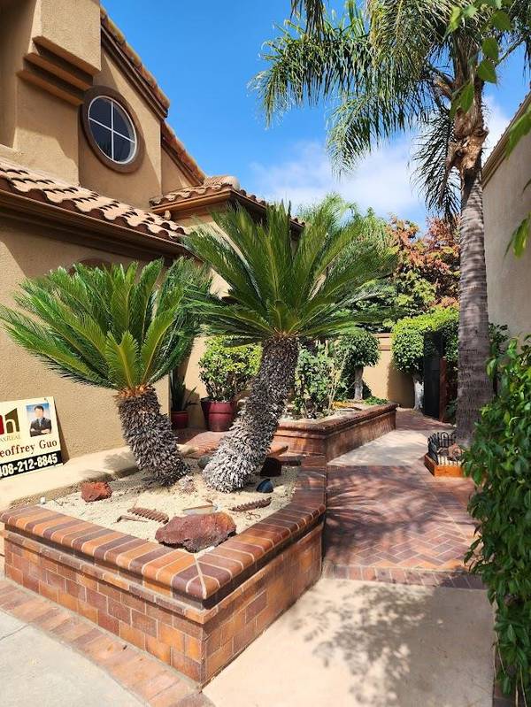 19 Montage, Irvine, CA 92614
