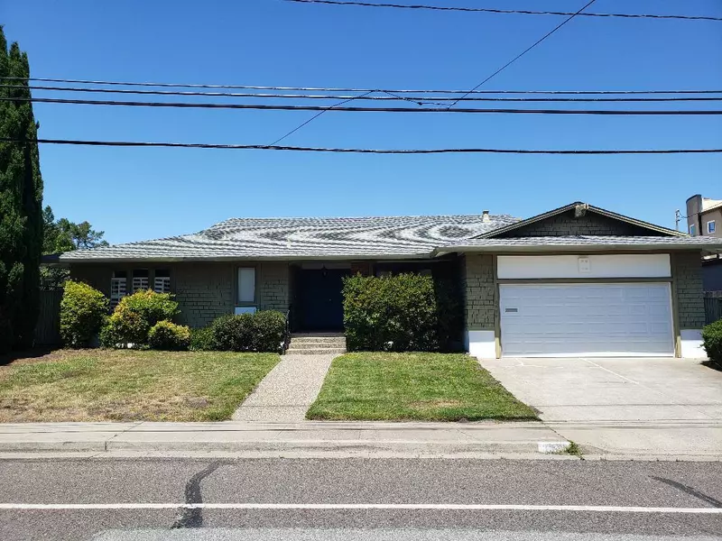 3340 Melendy DR, San Carlos, CA 94070