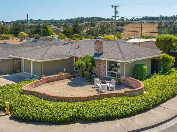 1109 Ridgewood DR, Millbrae, CA 94030