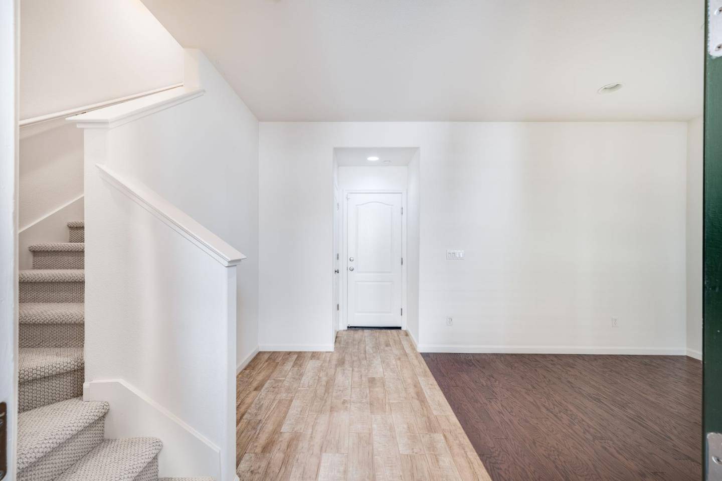 Hayward, CA 94541,614 Moss WAY
