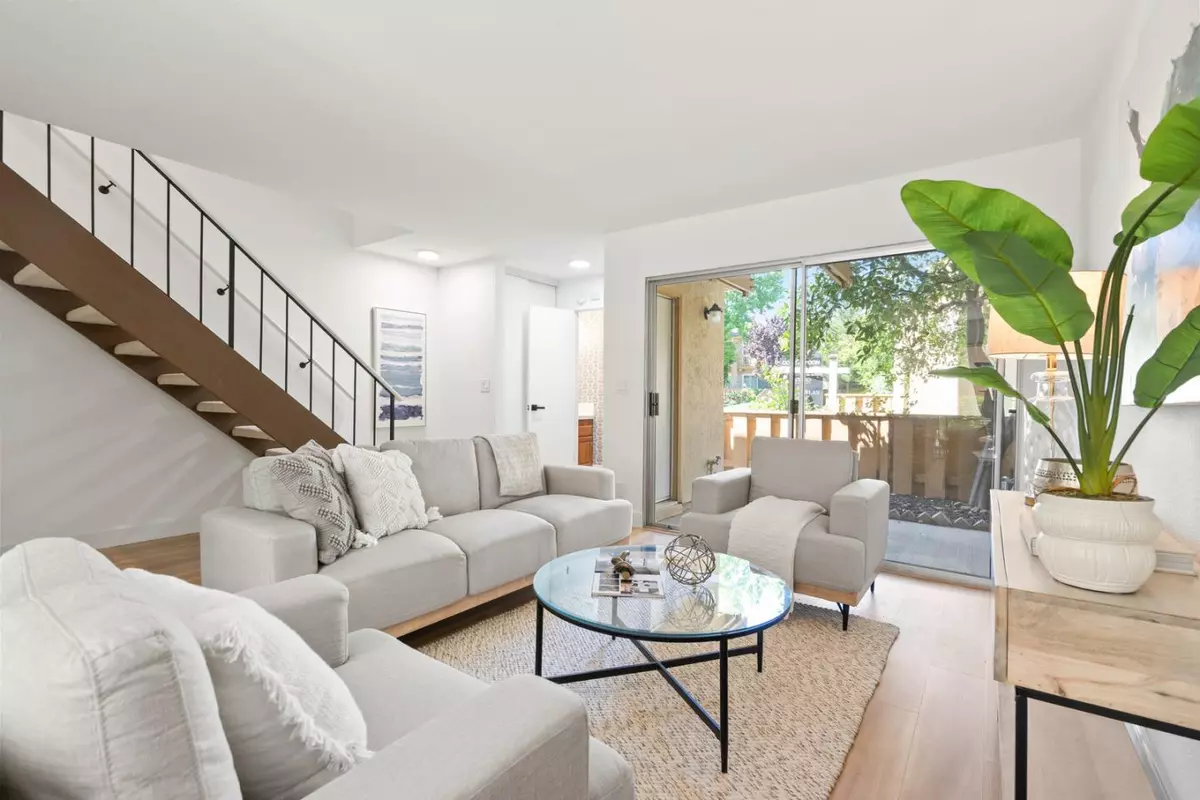 Sunnyvale, CA 94087,125 Connemara WAY 177