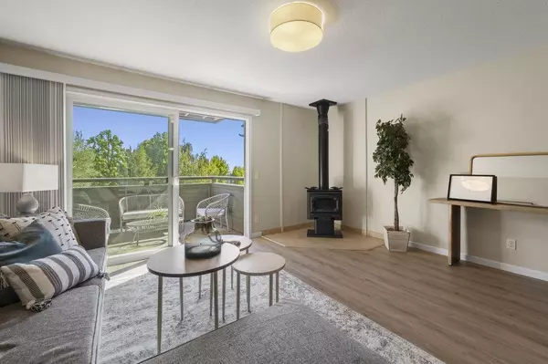 Redwood City, CA 94061,4024 Farm Hill BLVD 8