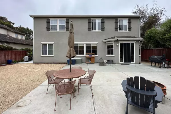 Seaside, CA 93955,5125 Peninsula Point CT