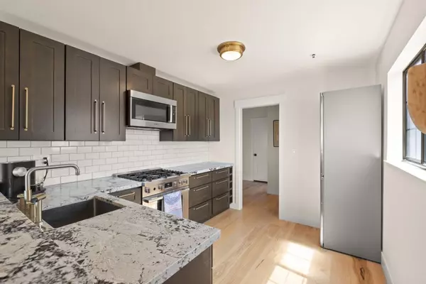 Pacifica, CA 94044,2346 Beach BLVD