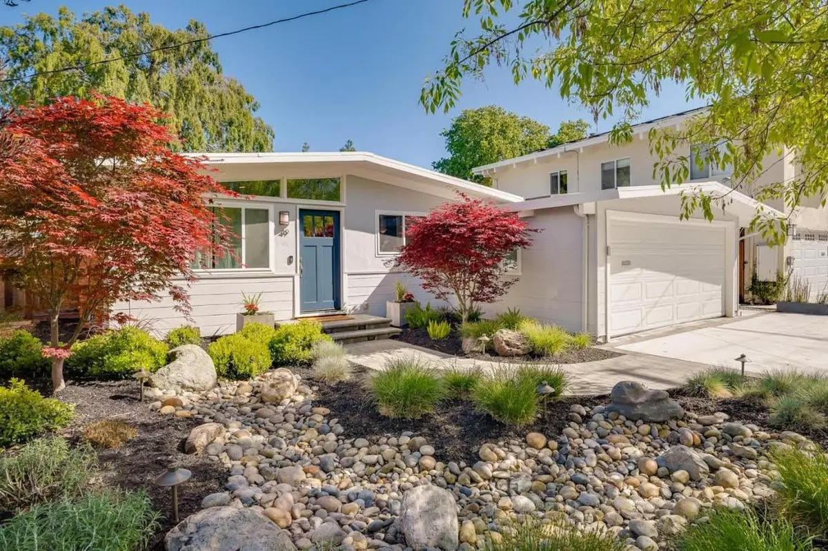 Menlo Park, CA 94025,49 Lorelei LN