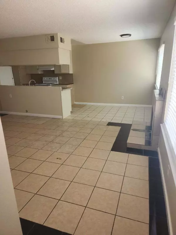 Sacramento, CA 95822,75 Nedra CT