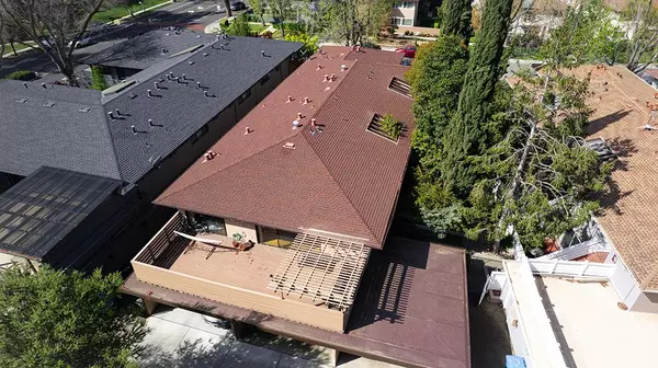 Menlo Park, CA 94025,210 Waverley ST