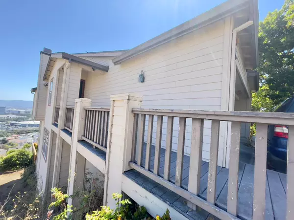 South San Francisco, CA 94080,57 Mandalay PL