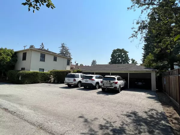 Menlo Park, CA 94025,934 Oak LN