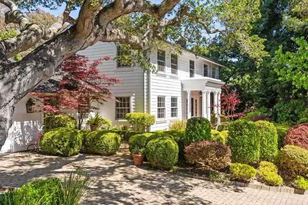 Santa Cruz, CA 95060,2 Brooktree LN