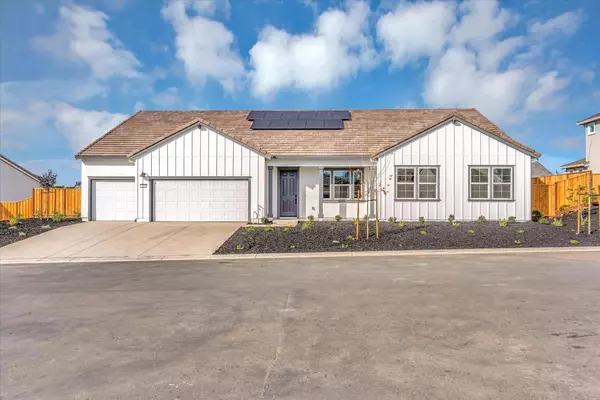 263 Vienna WAY, Hollister, CA 95023