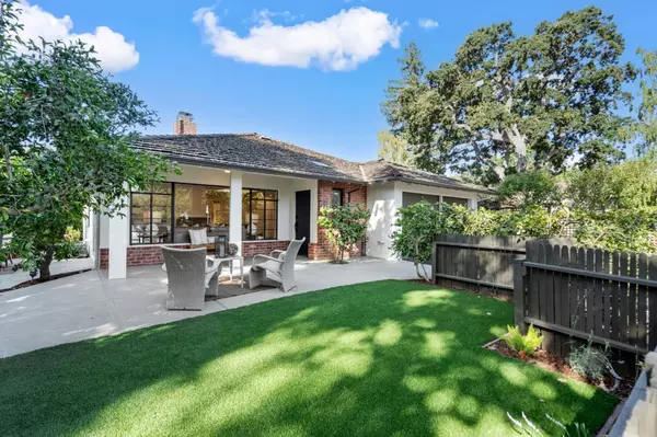 532 Hilbar LN, Palo Alto, CA 94303