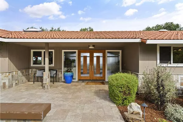 Los Altos Hills, CA 94024,24837 Olive Tree LN