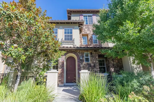 Sunnyvale, CA 94085,580 De Guigne DR