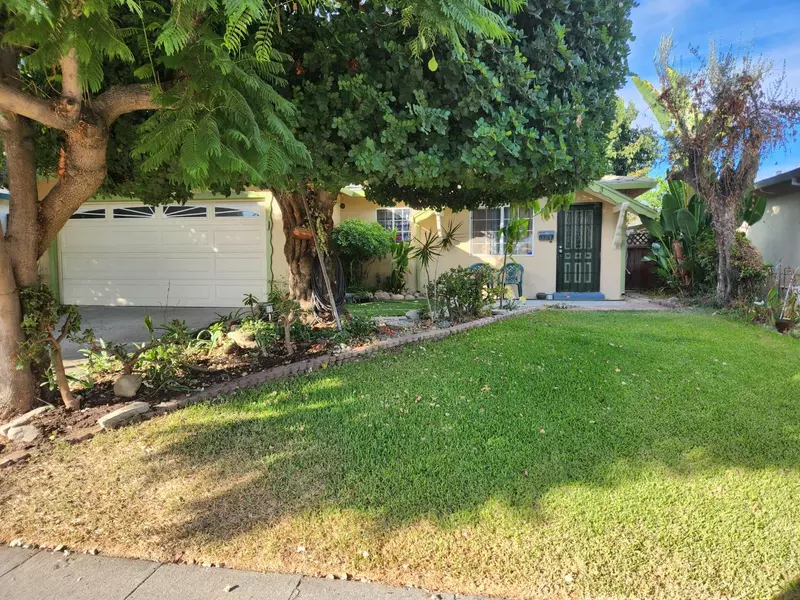 323 El Cajon DR, San Jose, CA 95111