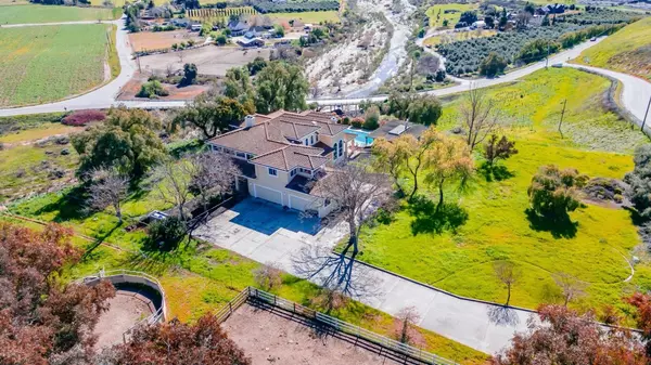 Hollister, CA 95023,6400 Vineyard Estates DR