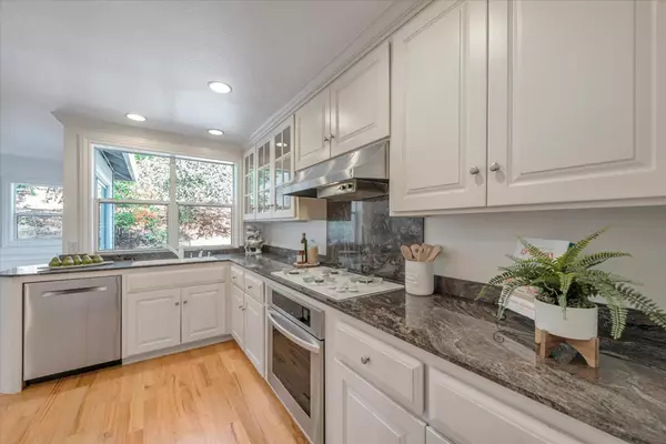 26653 Birch Hill WAY Los Altos Hills, CA 94022