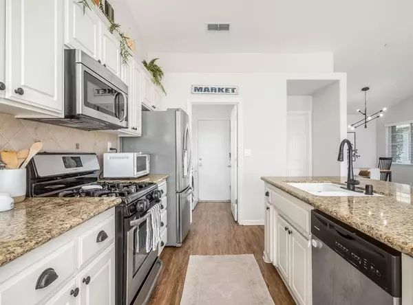 Fowler, CA 93625,1297 Clara CT