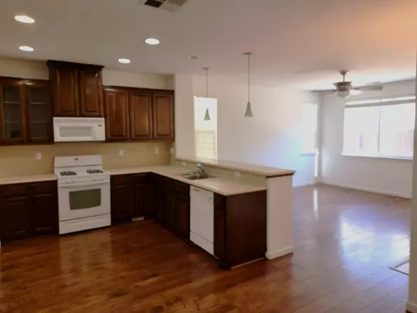 Modesto, CA 95355,2812 Temescal DR