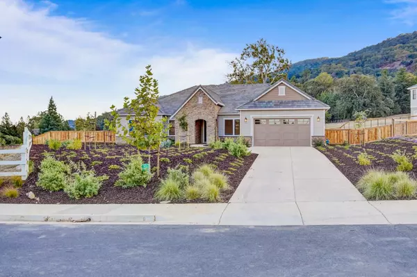 Pleasanton, CA 94588,8008 Kingbird Ct