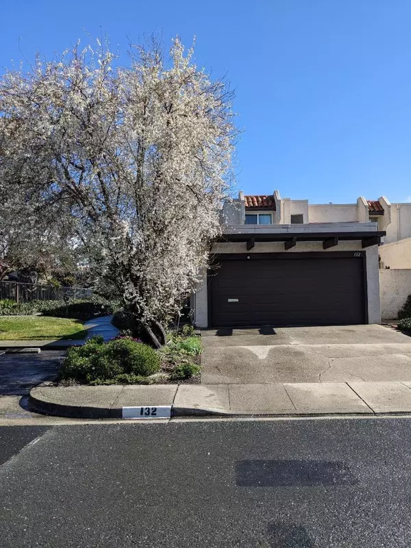 132 Villa DR, San Pablo, CA 94806